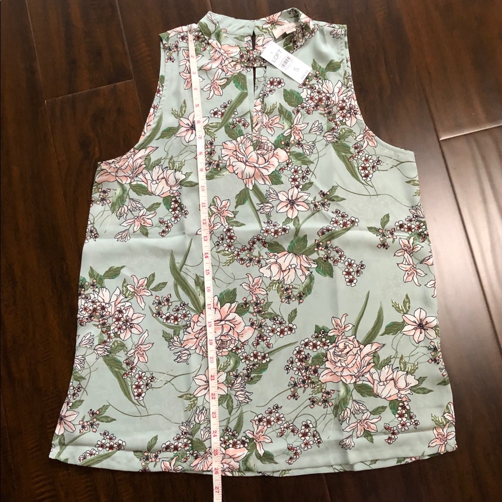 LOFT sleeveless blouse